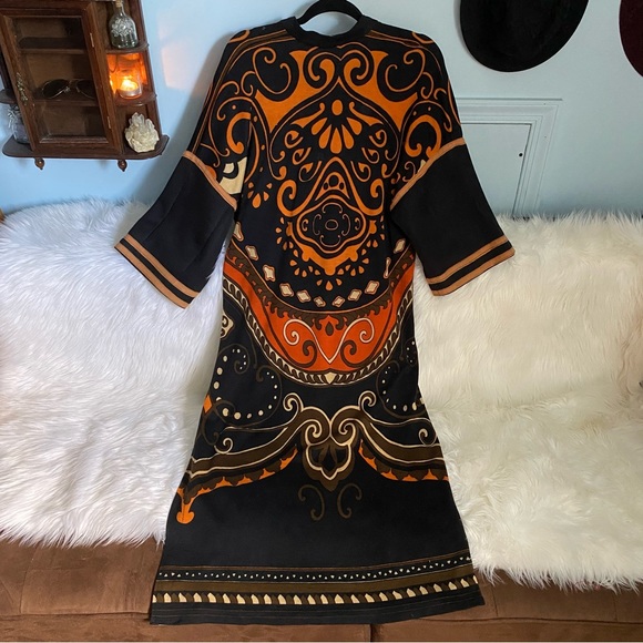 1970s Handmade Vintage Groovy Patterned Bell Sleeve Kaftan Dress - Picture 15 of 16